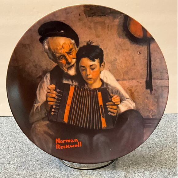 Vintage Norman Rockwell Collector Plate titled "The Music Maker" by Knowles - Picture 1 of 2
